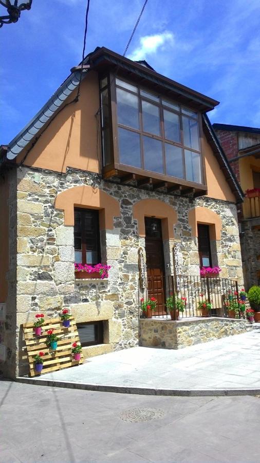 Albergue De Peregrinos Compostela โมลีนาเซกา ภายนอก รูปภาพ